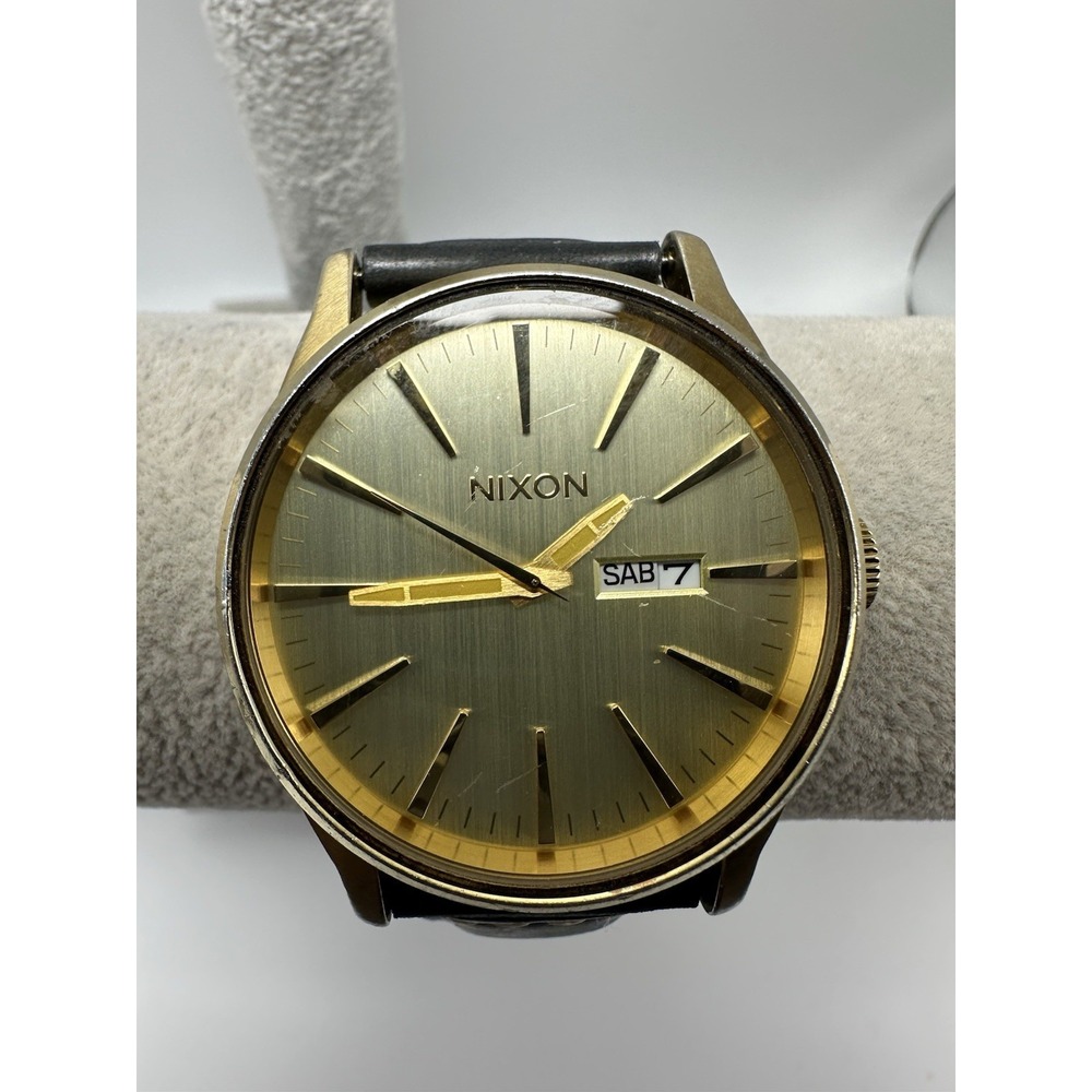 Nixon The‎ Sentry Never Be Late New Battery Mens Watch 42MM 8" Leather Band P71
